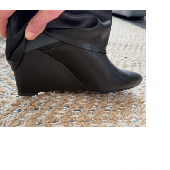 Steve Madden Fold-Over Cuffed Knee High Wedge Dress Boots | Size 8.5 - Picture 11 of 11